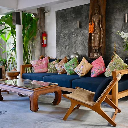 Papacrab Boutique Guesthouse カマラビーチ エクステリア 写真